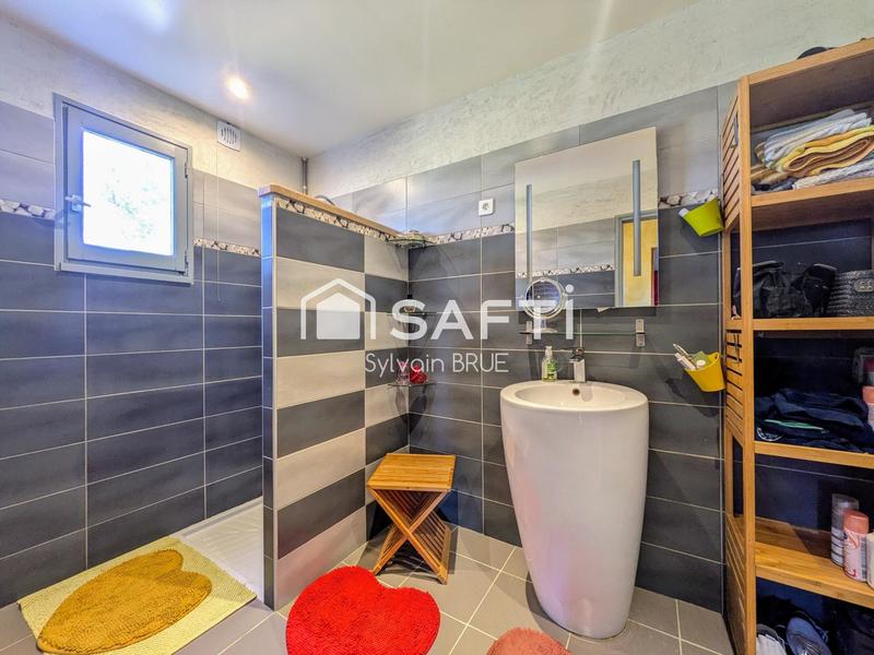 Maison - 105 m² - 5 pièces