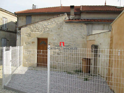Maison - 99 m² - 4 pièces