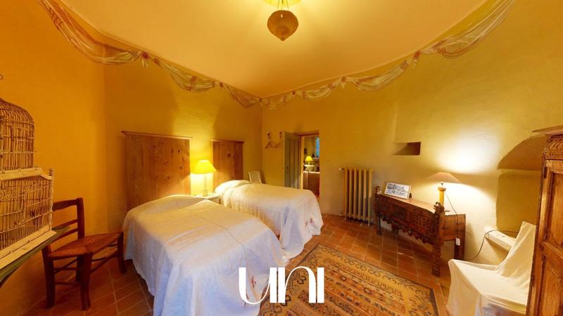 Maison - 507 m² - 13 pièces