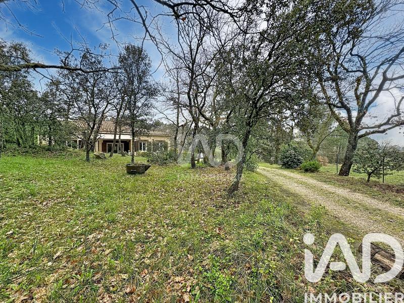 Maison - 140 m² - 7 pièces