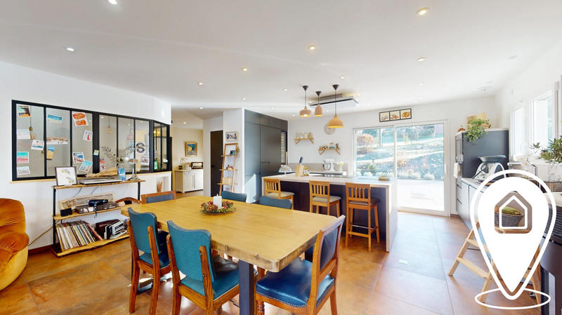 Maison contemporaine - 172 m² - 7 pièces