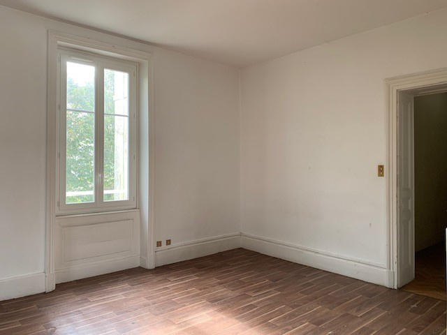 Appartement - 91 m² - 3 pièces