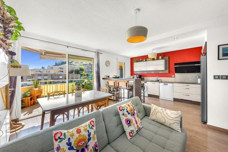 Appartement - 67 m² - 3 pièces