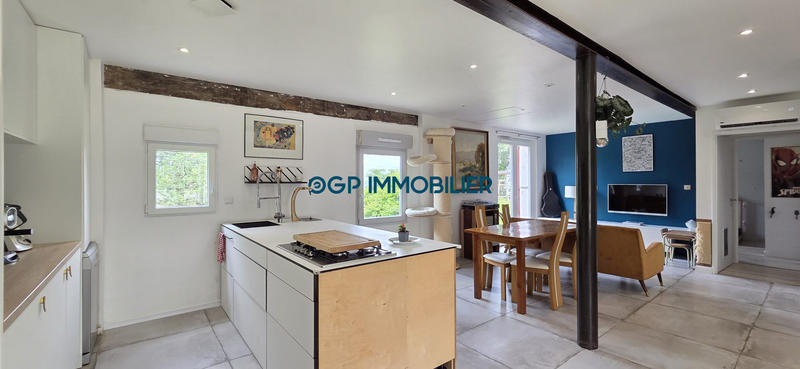 Maison - 95 m² - 3 pièces