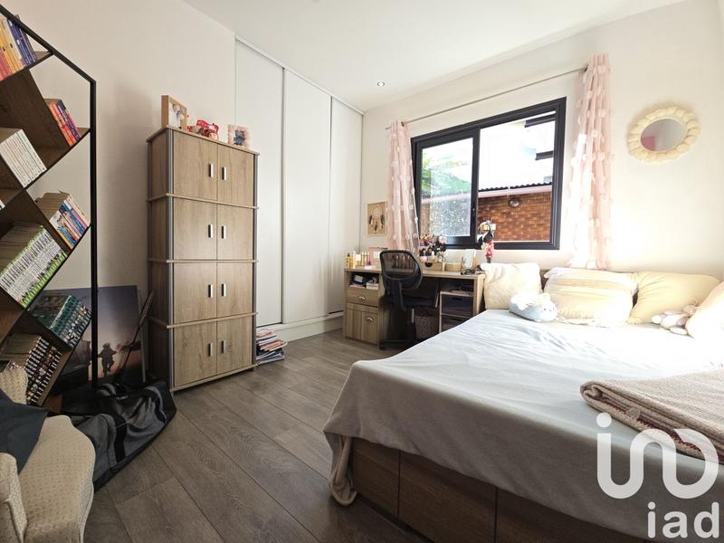 Maison - 214 m² - 7 pièces