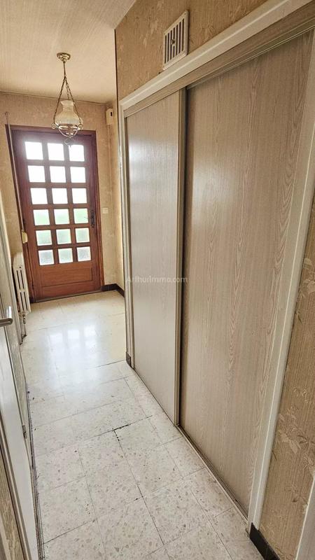 Maison - 95 m² - 5 pièces