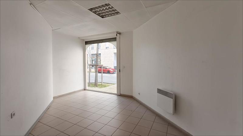 Bureau - 216 m² - 7 pièces