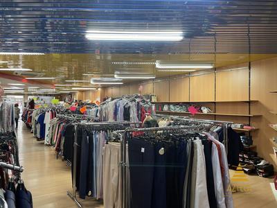 Local commercial - 220 m²