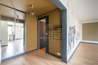 Appartement - 86 m² - 4 pièces