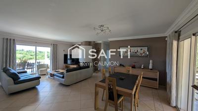 Maison - 217 m² - 9 pièces