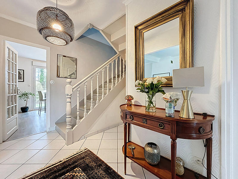 Maison - 110 m² - 6 pièces