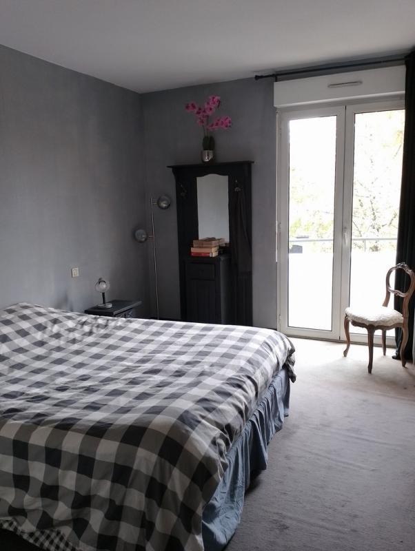 Appartement - 90 m² - 3 pièces