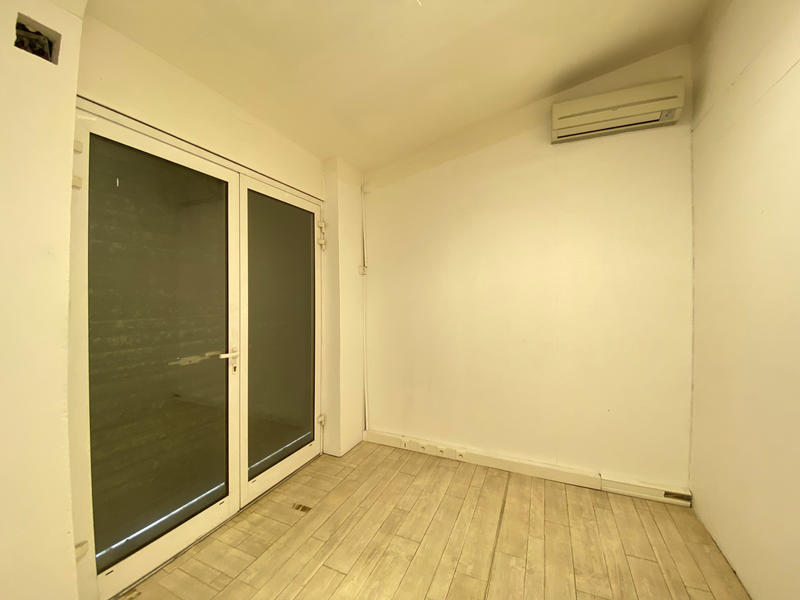 Local commercial - 64 m²