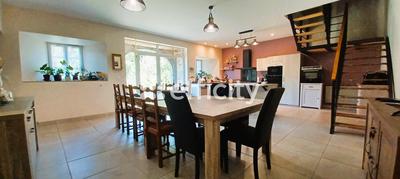 Ferme - 167 m² - 6 pièces