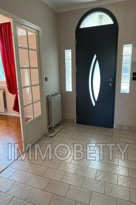 Maison - 180 m² - 7 pièces