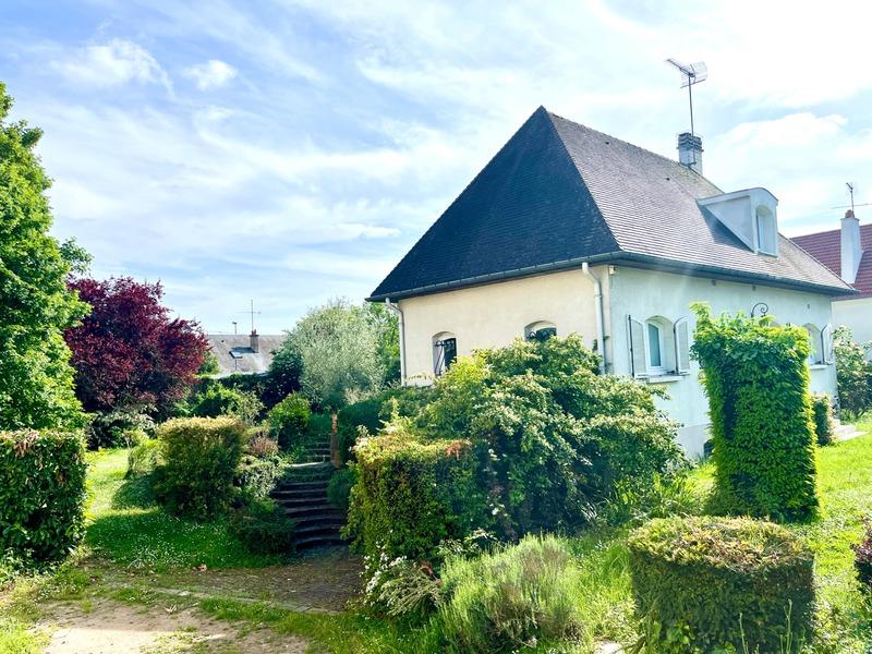 Maison - 144 m² - 5 pièces