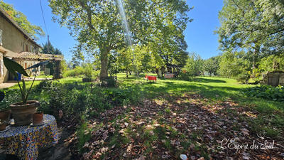 Maison ancienne - 413 m² - 11 pièces