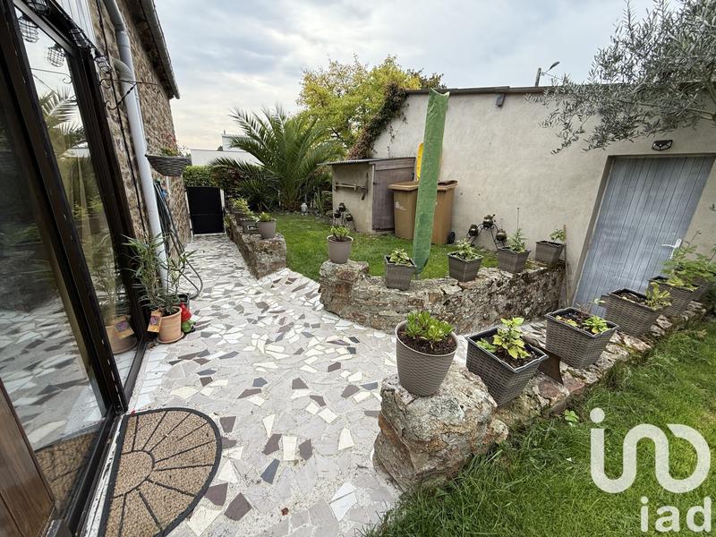 Maison - 121 m² - 6 pièces