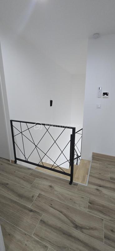 Maison - 177 m² - 6 pièces