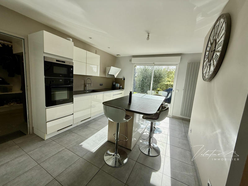 Maison contemporaine - 142 m² - 7 pièces