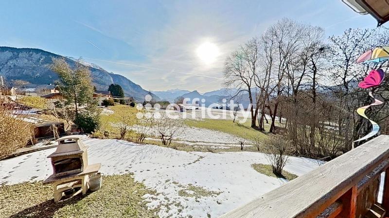 Maison - 198 m² - 5 pièces