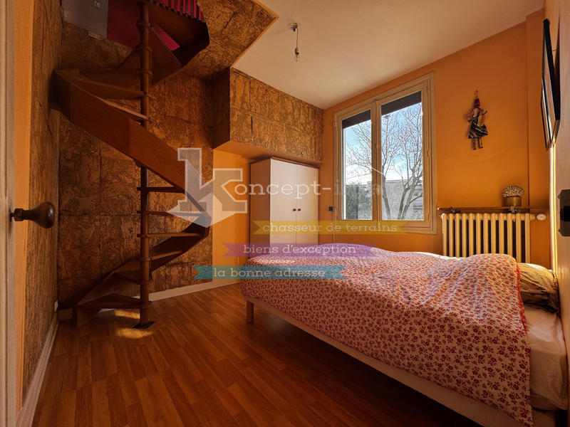 Maison - 140 m² - 6 pièces