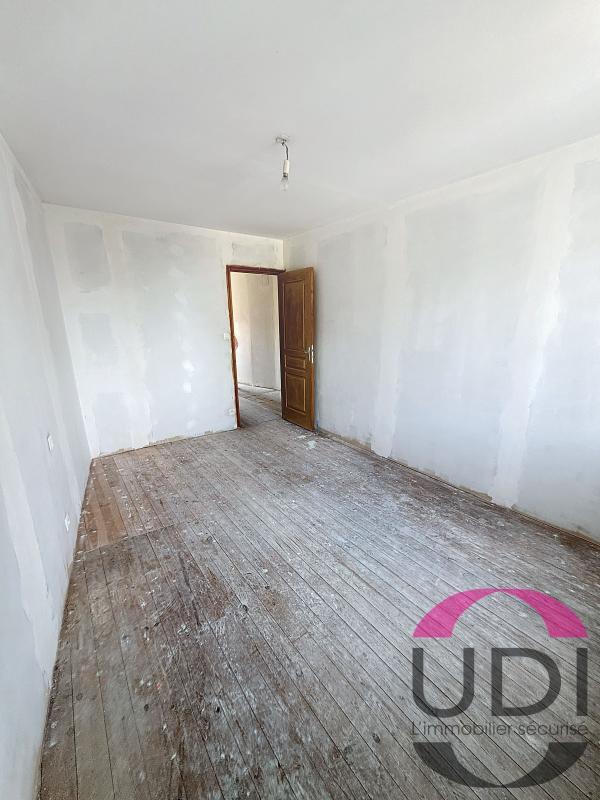 Immeuble - 73 m² - 3 pièces