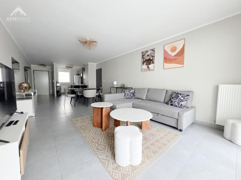 Appartement - 82 m² - 3 pièces