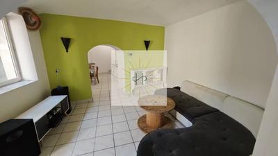 Maison - 82 m² - 5 pièces