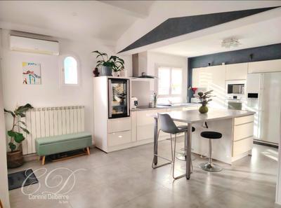 Maison - 123 m² - 5 pièces