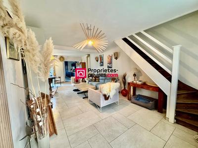 Maison - 101 m² - 5 pièces