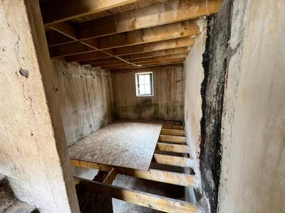 Maison - 130 m² - 2 pièces