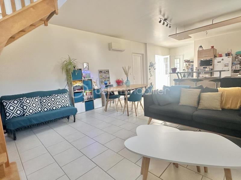 Maison - 85 m² - 8 pièces