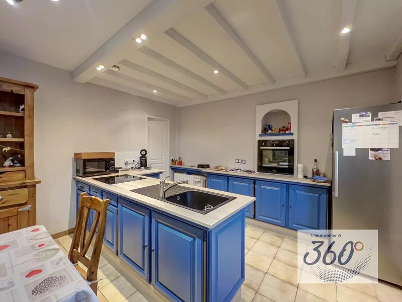 Maison - 143 m² - 5 pièces