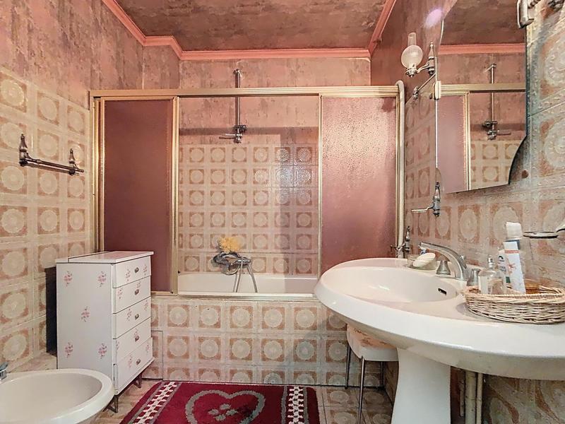 Appartement - 100 m² - 3 pièces