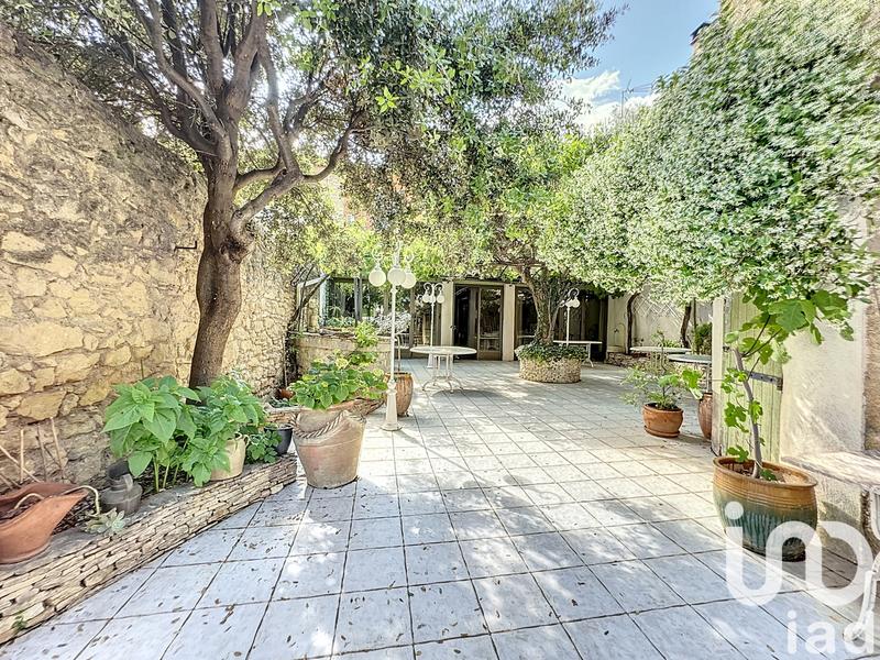 Maison - 360 m² - 10 pièces