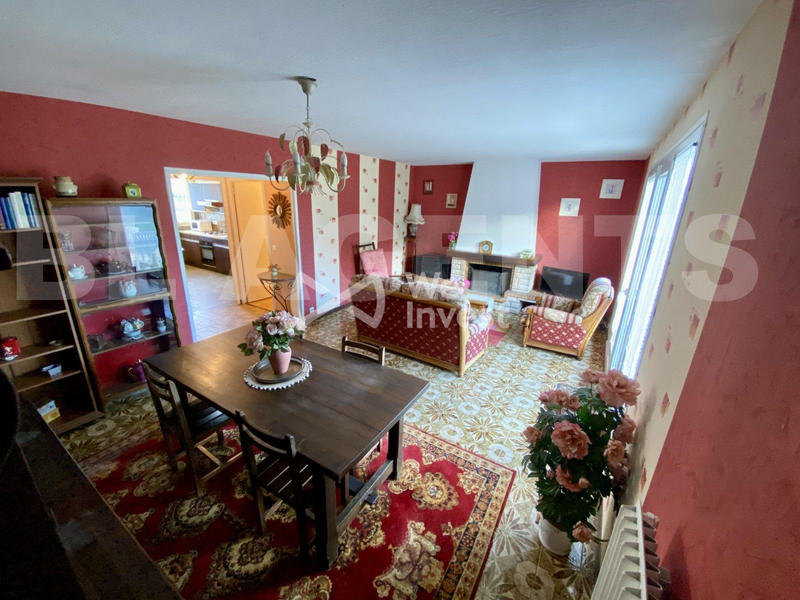 Maison - 90 m² - 4 pièces