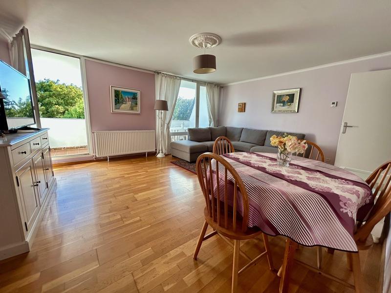 Appartement - 72 m² - 3 pièces