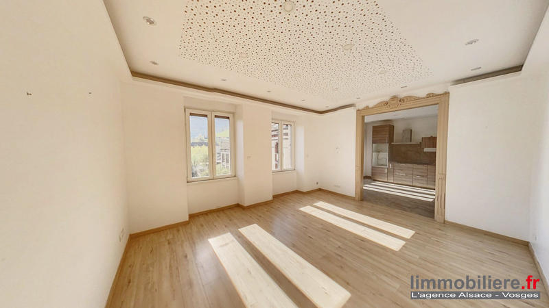 Appartement - 100 m² - 5 pièces