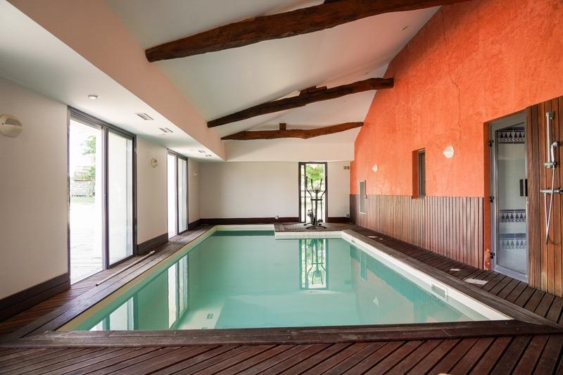 Haras - 352 m² - 8 pièces