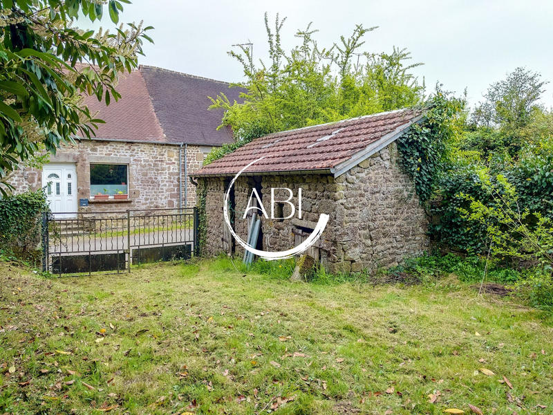 Maison ancienne - 180 m² - 3 pièces