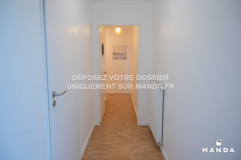 Chambre - 9 m² - 5 pièces