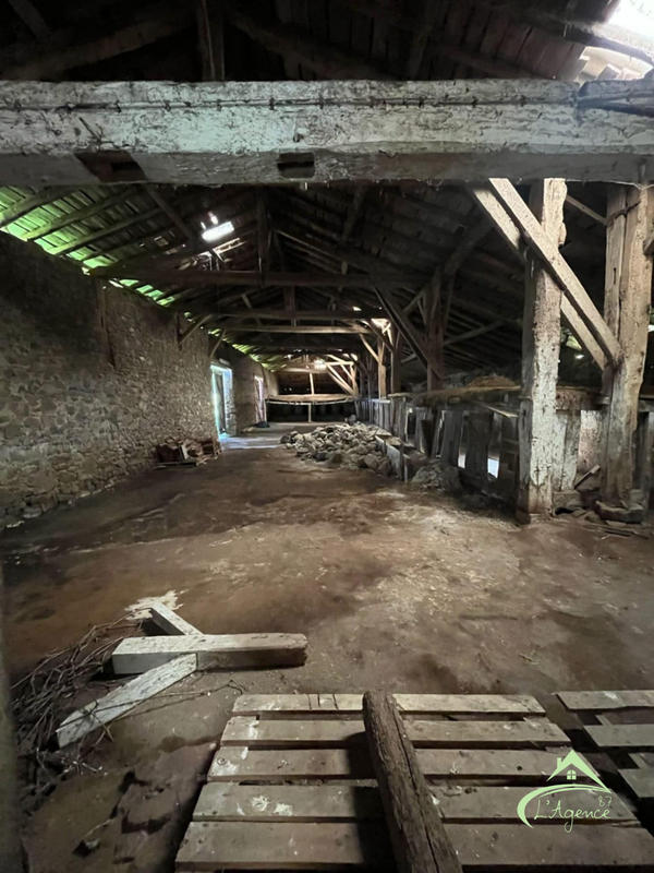 Maison ancienne - 405 m² - 11 pièces