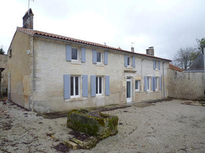 Maison - 140 m² - 6 pièces