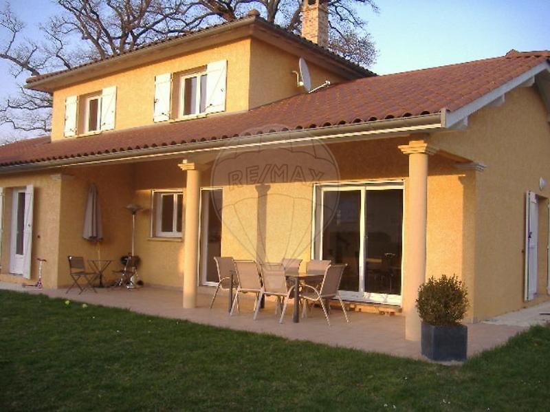 Maison - 147 m² - 6 pièces