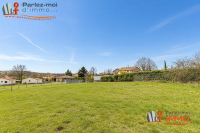 Terrain - 751 m²