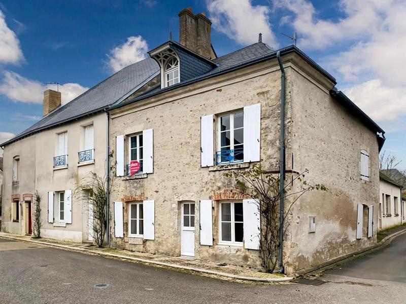 Maison - 343 m² - 12 pièces