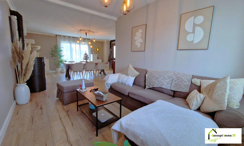 Maison - 100 m² - 5 pièces