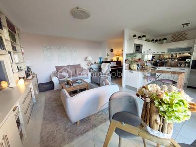 Appartement - 77 m² - 3 pièces