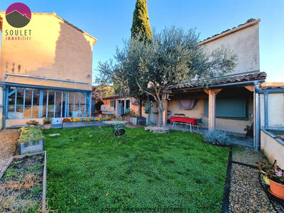 Maison - 90 m² - 5 pièces